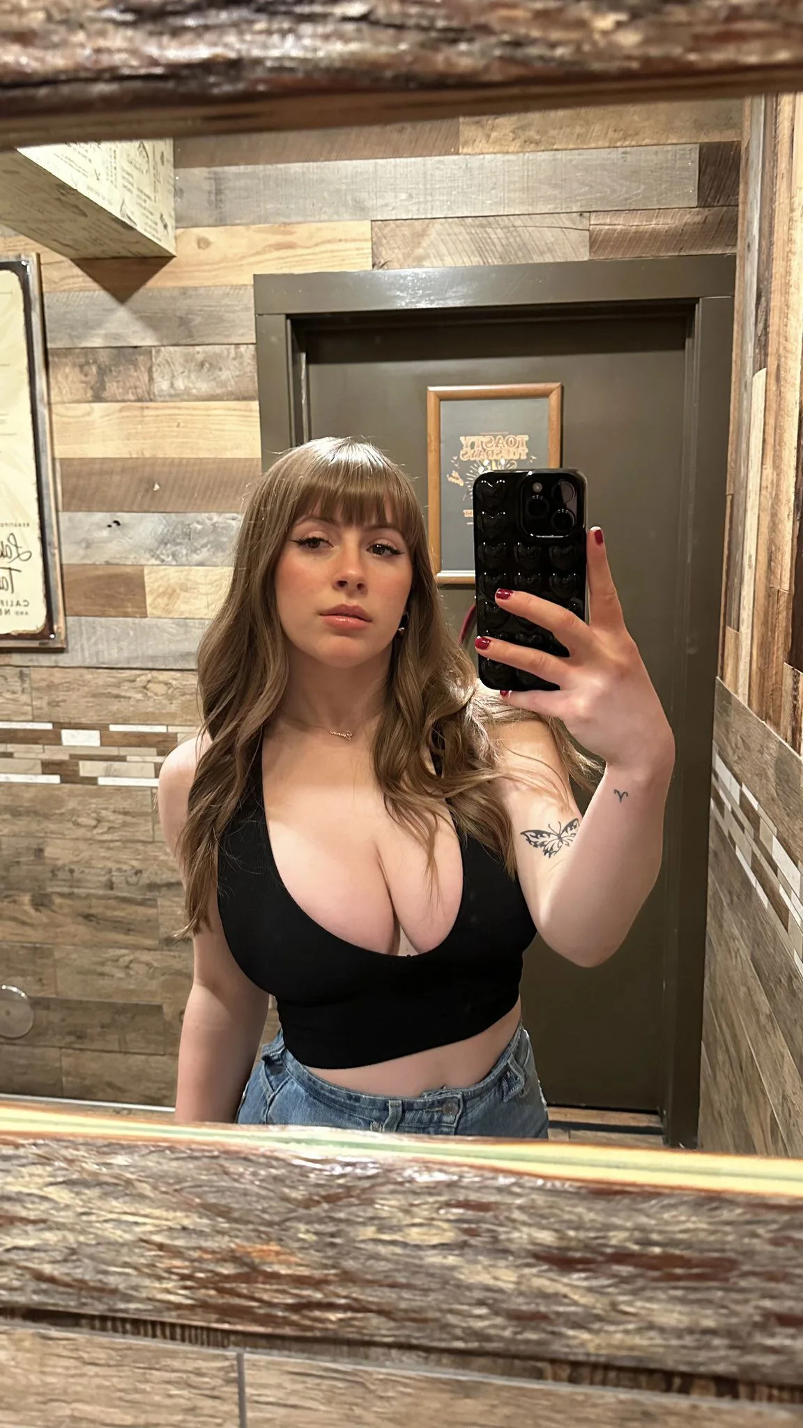 Orange Fucks Uk - Escort Stevenage